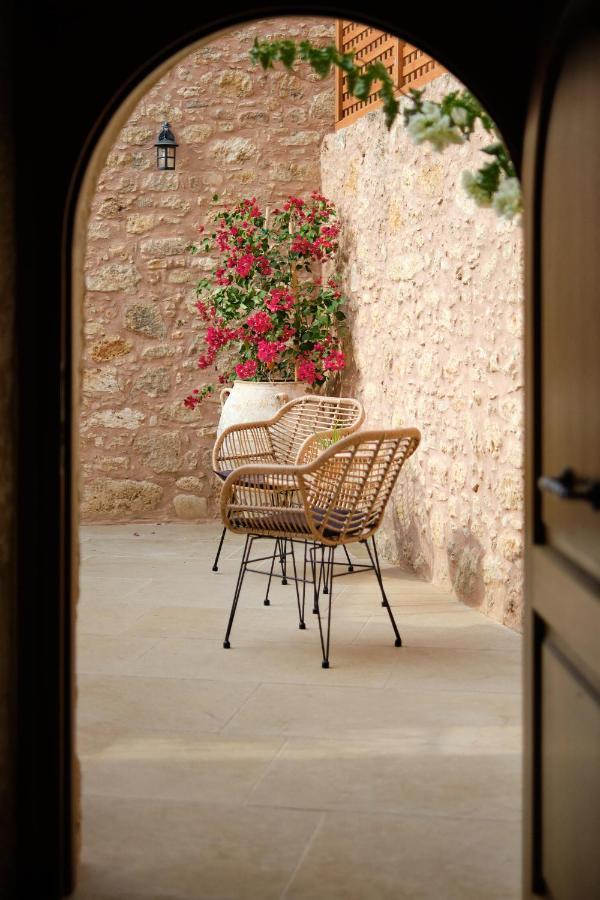 Wild Violet Villa: An Old Vision Of Luxury Melidhonion  ภายนอก รูปภาพ
